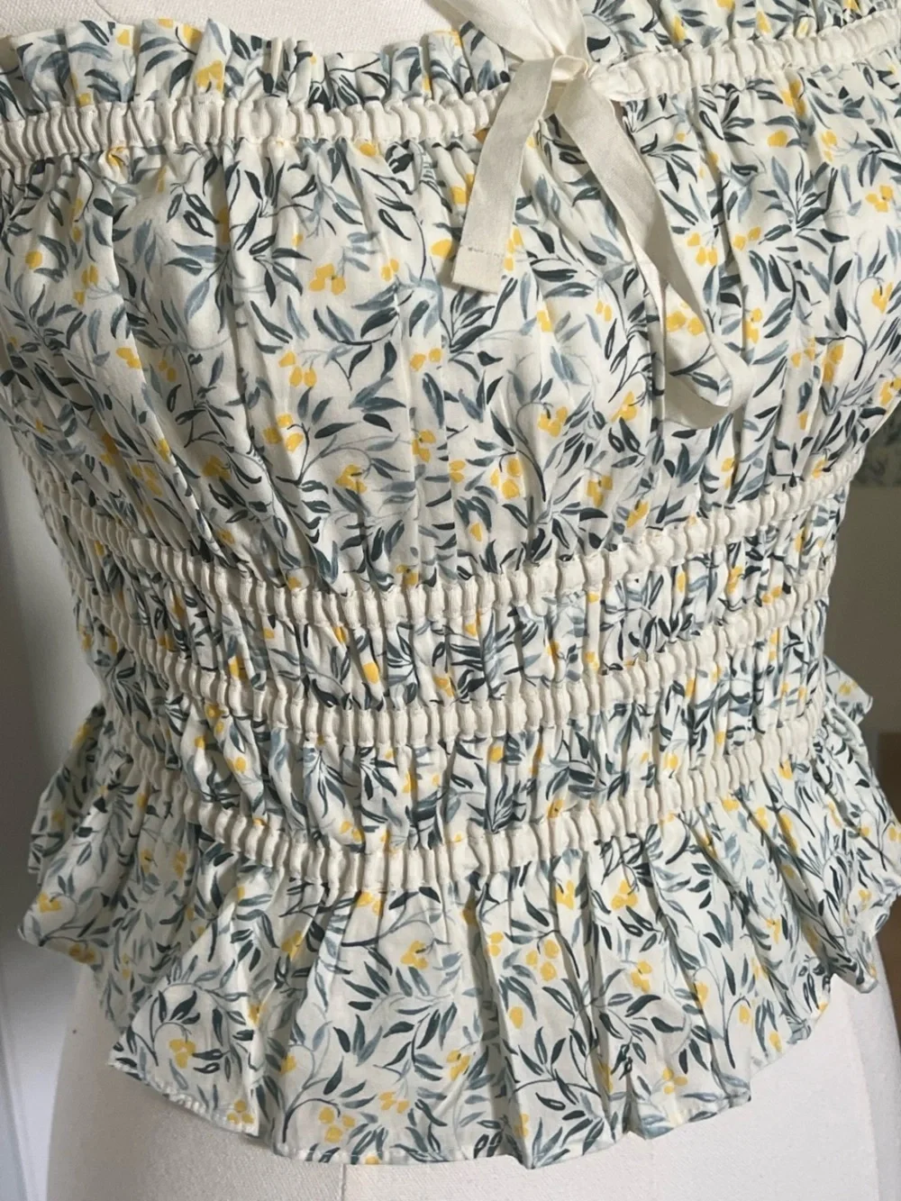 H&M Cream Floral Smocked Bandeau Top with Yellow Accents - Picture 4 of 8